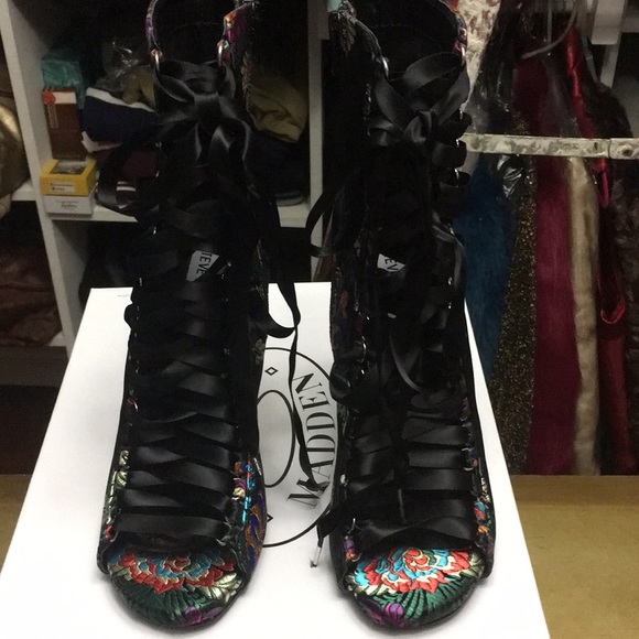 🆕Steve Madden Fuego bootie 🆕. without box - Picture 4 of 6